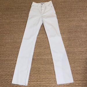 ZARA WHITE FLARE JEANS